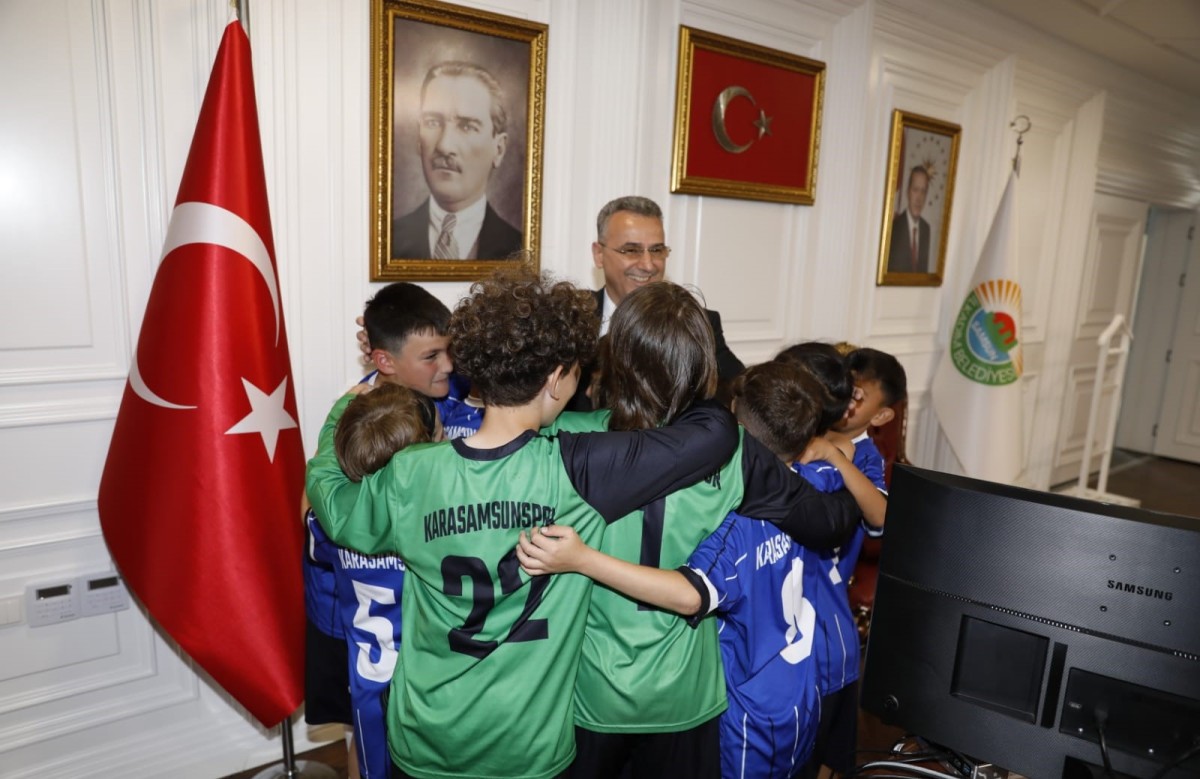 Şampiyonluk Kupasını Başkan Kurnaz'a Getirdiler