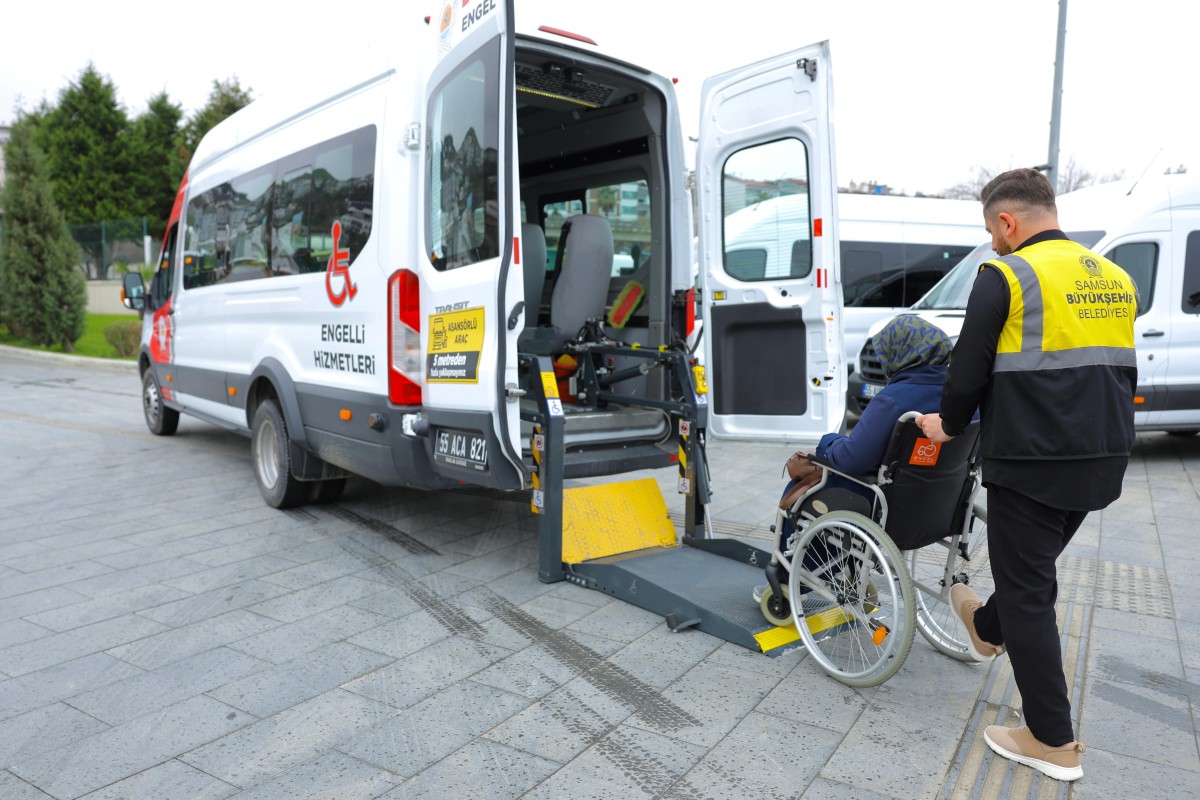Samsun’da Engelsiz Otobüsler Hizmete Sunuldu
