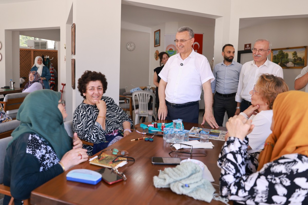 Büyüklerimiz Göz Bebeğimiz