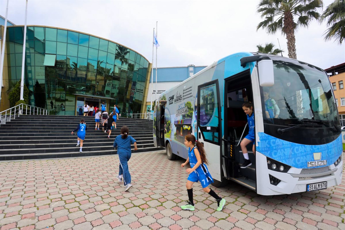 Canik'te Gençler Sporla Buluşuyor