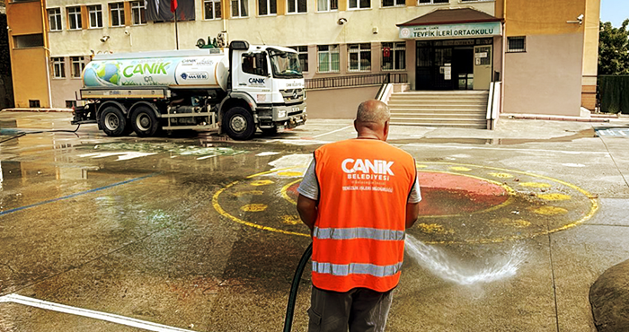 Canik'te Okullar Eğitime Hazırlanıyor